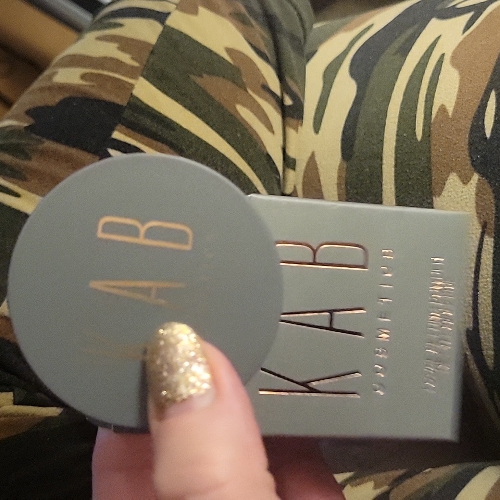KAB Cosmetics Loose Setting Powder. Translucent NIB SEALED - Picture 6 of 8